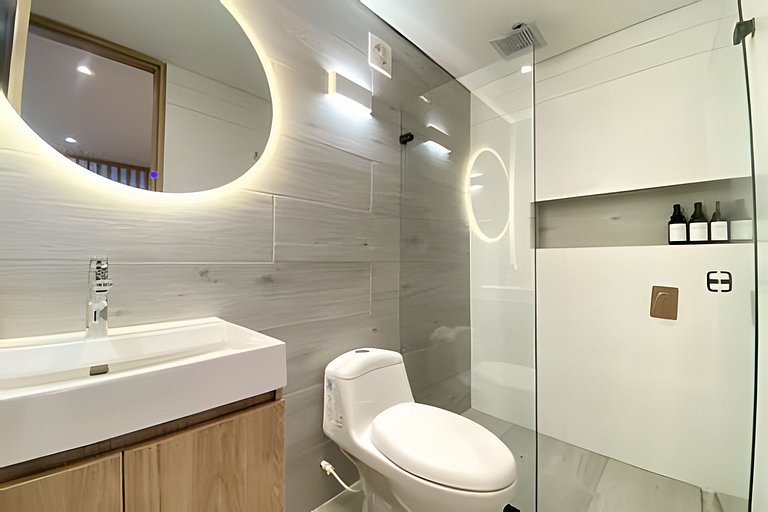 "2 Rooms Oasis, MovistarArena"